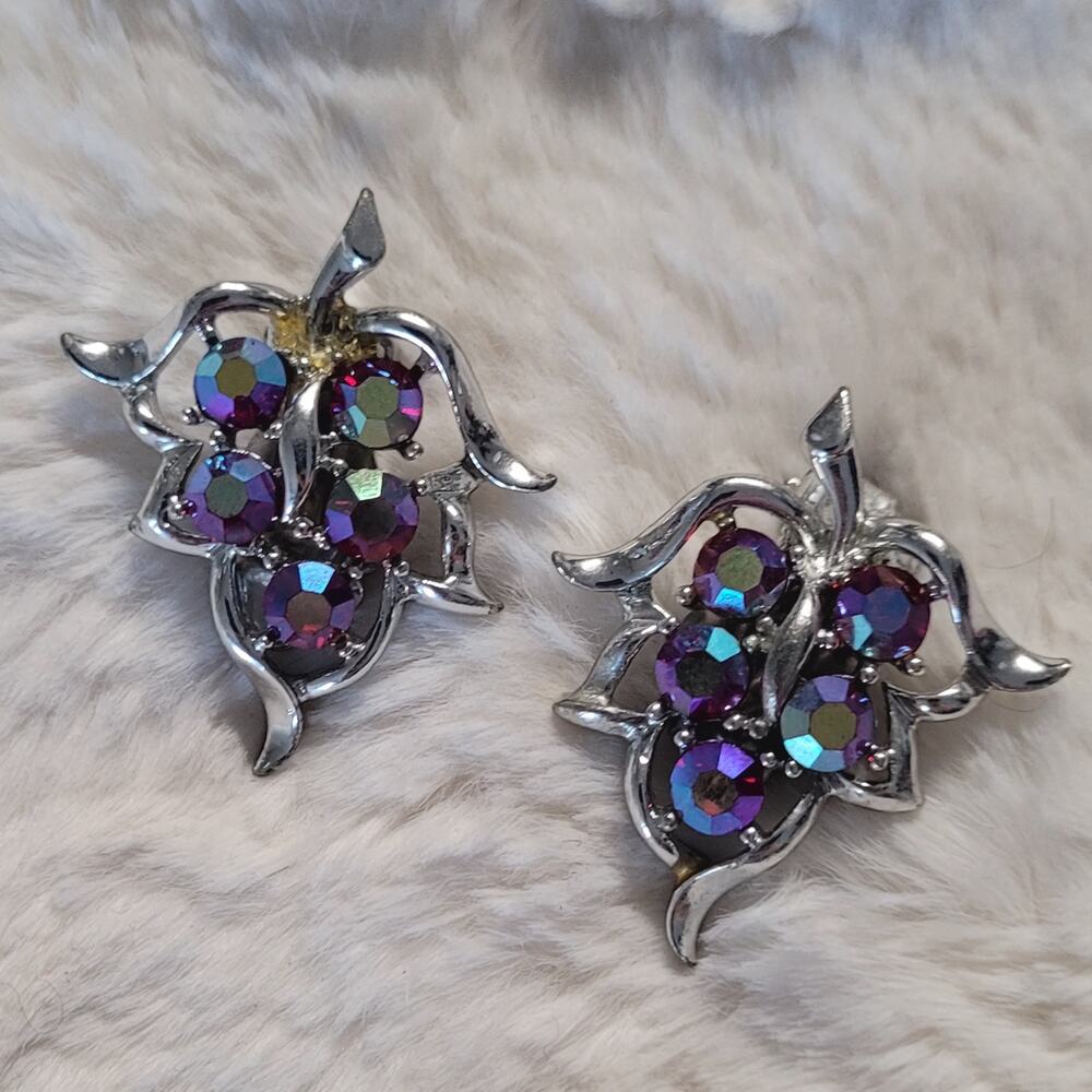 Vintage Sarah Coventry 1960 "Dazzling Aurora" collection clip-on earrings!
